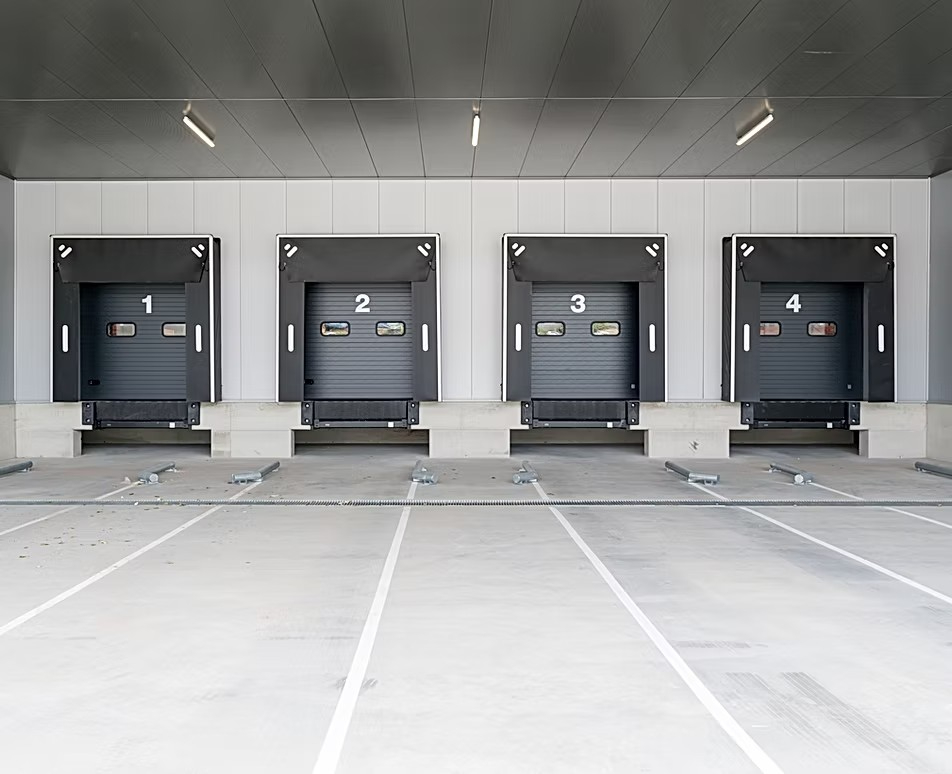 LOADING BAY PEST PROOFING
