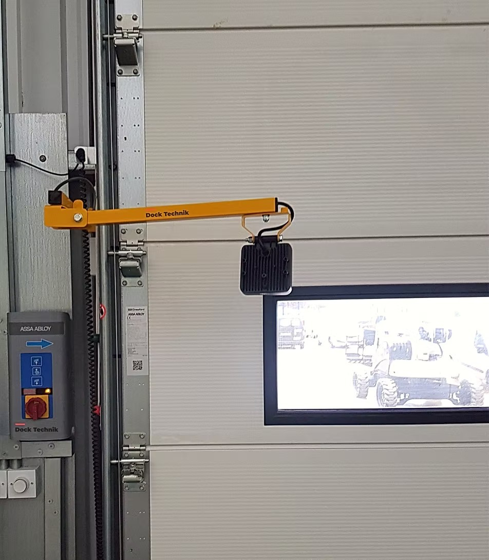 LOADING BAY DOCK LIGHTS